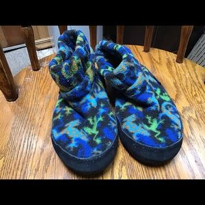 Youth Acorn Fleece Slippers